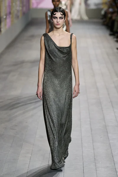Look 52